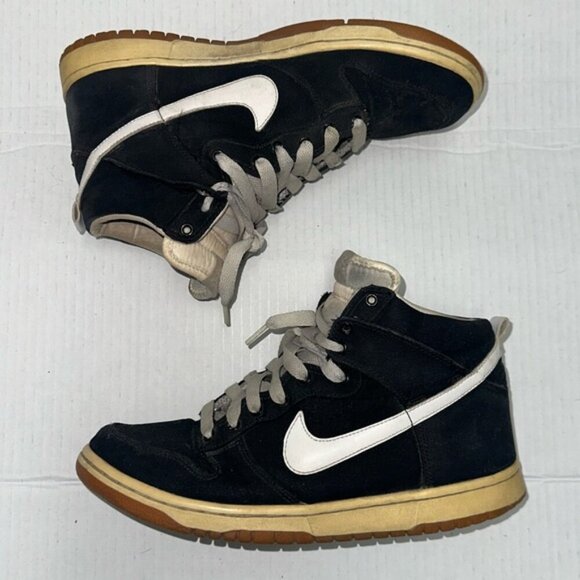 Nike Size 9.5 - Picture 2 of 6